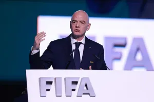 UEFA dan CONCACAF Serang Infantino Meski FIFA Batalkan Rencana Investasi Swasta Piala Dunia