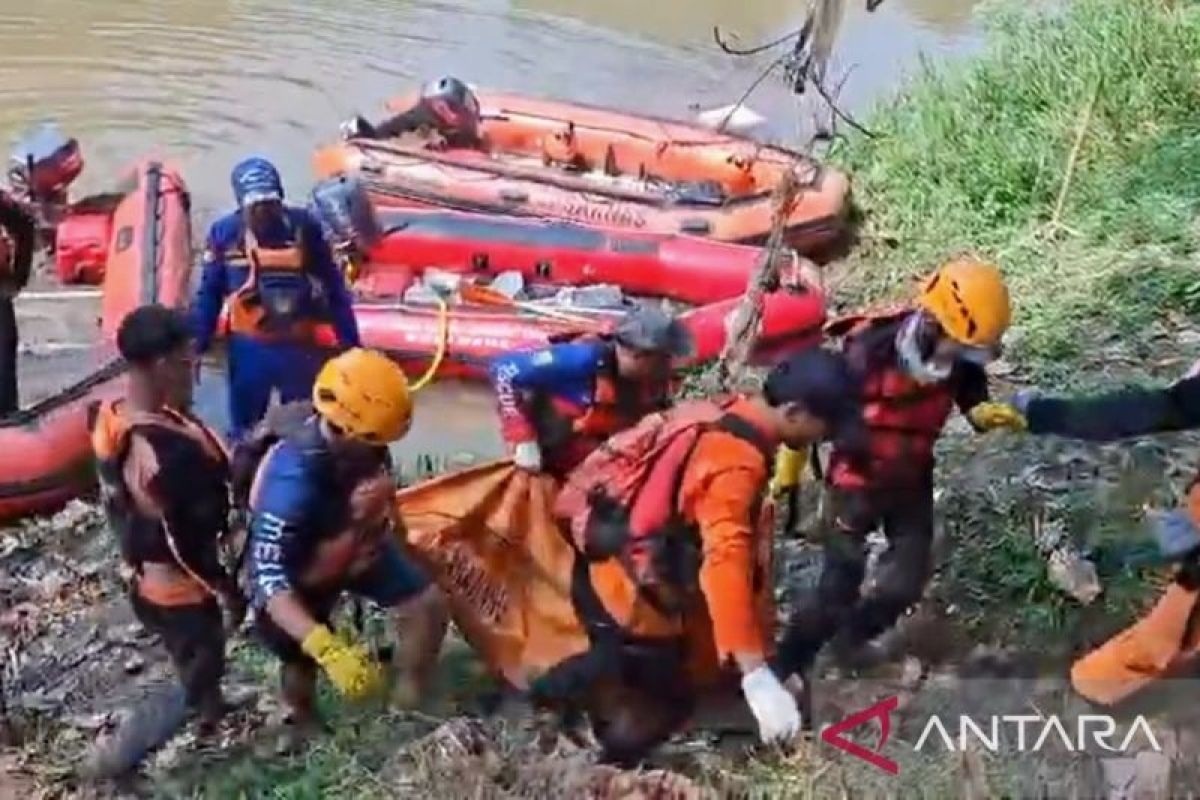 Dua Hari Dicari, Warga Karawang Ditemukan Tewas Tenggelam di Saluran Irigasi