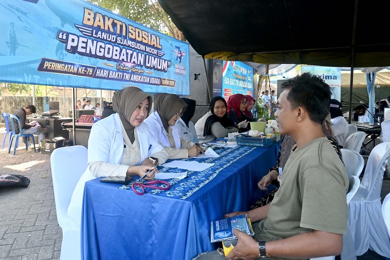 Hari Bakti ke-79 TNI AU, Lanud Sjamsudin Noor Layani Ribu...