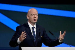 Negara-Negara Kecil Bisa Jadi Penentu Nasib Infantino di Tengah Krisis Kepemimpinan FIFA