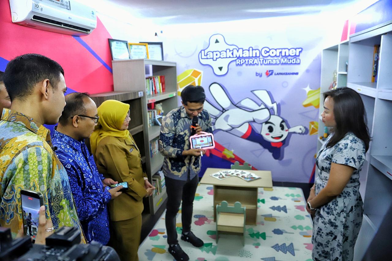 Cegah Kecanduan Gadget, Pemprov DKI Bangun LapakMain Corn...