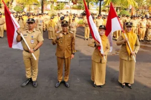 HUT RI, Pemkot Madiun Bagikan 3.000 Bendera Merah Putih Gratis ke Warga 