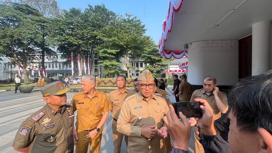 Pemkot Bandung Usut Kasus Penebangan Pohon Jalan Riau  
