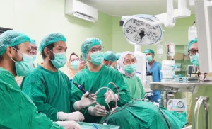 RSUD Labuang Baji Buka Layanan Operasi Bedah Saraf melalui Endoskopi