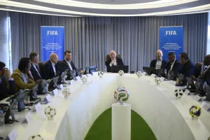 Infantino Gelar Rapat Darurat di Maroko, Krisis Kepemimpinan FIFA Kian Memanas