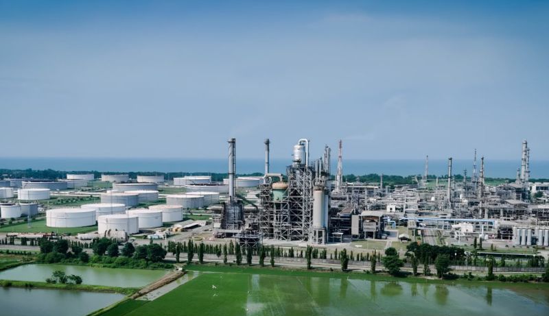 Kilang Balongan di Indramayu Manfaatkan Gas Suar untuk Te...