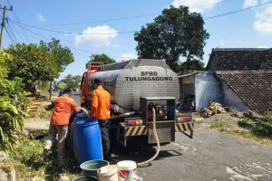 Bantuan Air Bersih untuk Dua Desa yang Terdampak Kekeringan