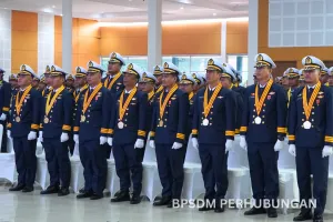 Lepas 274 Perwira Laut, Poltekpel Banten Siap Wujudkan Pelayaran yang Selamat 