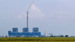 Masih Terus Bergantung ke Energi Fosil, Manufaktur RI Tumbuh Melambat