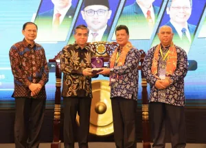 Menaker Yassierli Dorong Penguatan Kompetensi Lulusan Melalui Pendidikan Berbasis STEM.