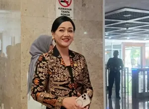 OJK Ungkap Industri Keuangan Syariah Tumbuh Positif