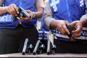 Polisi Dalami Temuan 995 Se...