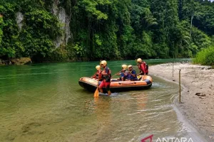 Bocah 10 Tahun Tenggelam di Sungai Selabung OKU Selatan, Tim SAR Palembang Lakukan Pencarian.