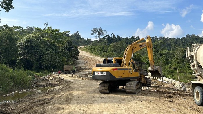 Masyarakat Nias Lega, Puluhan Tahun Menanti Pembangunan J...