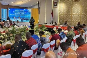 DPR Serap Aspirasi Papua, P...
