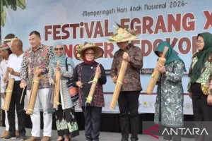 Festival Egrang Memperkuat Komitmen Ruang Aman Anak Jember