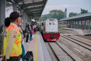 Lonjakan Tinggi! Pelanggan ...