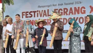 Festival Egrang Jember Bukan Sekadar Permainan, Menteri PPPA Ungkap Pesan Penting soal Ruang Aman Anak