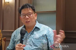 Gencarkan Penggunaan Energi Ramah Lingkungan, IESR Sebut Strategi Multijalur Jadi Kunci Percepatan PLTS 100 GW