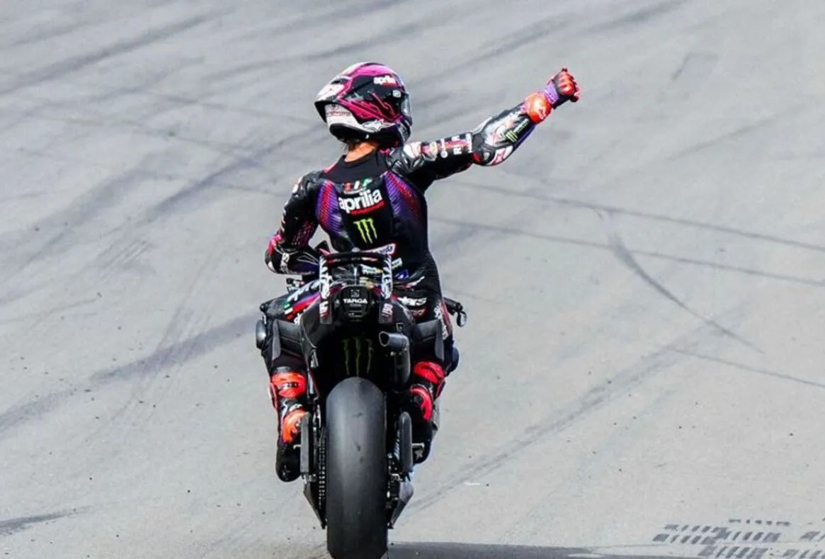 Pebalap Jorge Martin Juara Sprint MotoGP Inggris 2026, In...