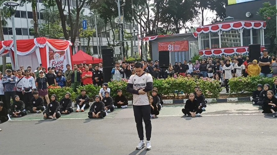 Ribuan Pesilat Se-Jakarta Meriahkan “Flash Mob” Penca...