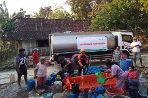 Bantuan Air Bersih untuk 370 Warga Boyolali dan Grobogan