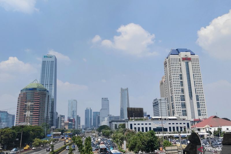 Harapan Masyarakat Turun Hujan Naga-naganya Masih Jauh, B...