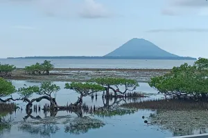 Dorong Wisata Aman dan Berkualitas, BTN Bunaken Latih Pemandu Gunung Manado Tua