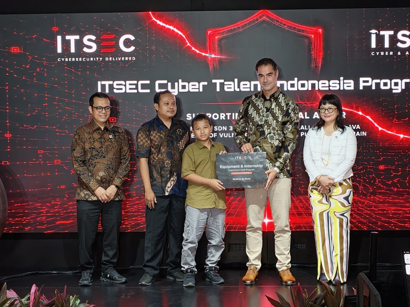 ITSEC Asia Luncurkan Akademi Cybersecurity dan AI untuk P...