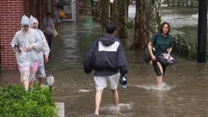 Topan Dolphin Menghantam Tiongkok Timur, Lebih dari 1 Juta Orang Dievakuasi 
