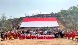 3.000 Bendera Merah Putih Berkibar di Perbatasan sebagai Simbol Kedaulatan