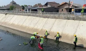 Cegah Banjir Terulang, Sungai Cibanten di Serang Dinormalisasi