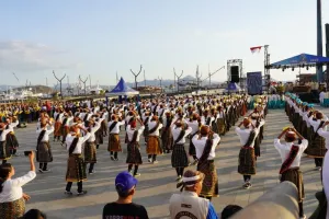 Gereja: Festival Golo Koe P...