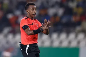 Omar Artan Cetak Sejarah, Wasit Asal Somalia Pertama Pimpin Laga Piala Super UEFA