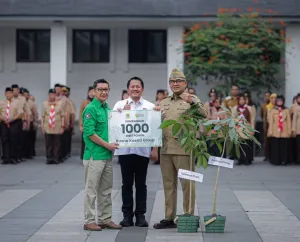 Pemkot Bandung Terima 2.000 Bibit Pohon untuk Perkuat Ruang Terbuka Hijau