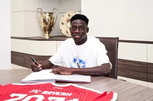 Tampil Mengesankan, Bayern Muenchen Permanenkan Gelandang Muda Senegal Bara Sapoko Ndiaye
