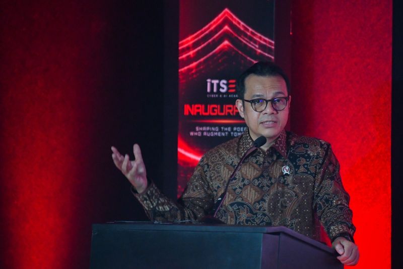 Tingkatkan Kewaspadaan, Wamenkomdigi Soroti Ancaman Siber...
