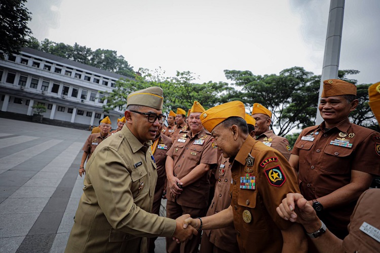 Wali Kota Bandung Sebut Semangat Pejuang Harus Jadi Telad...