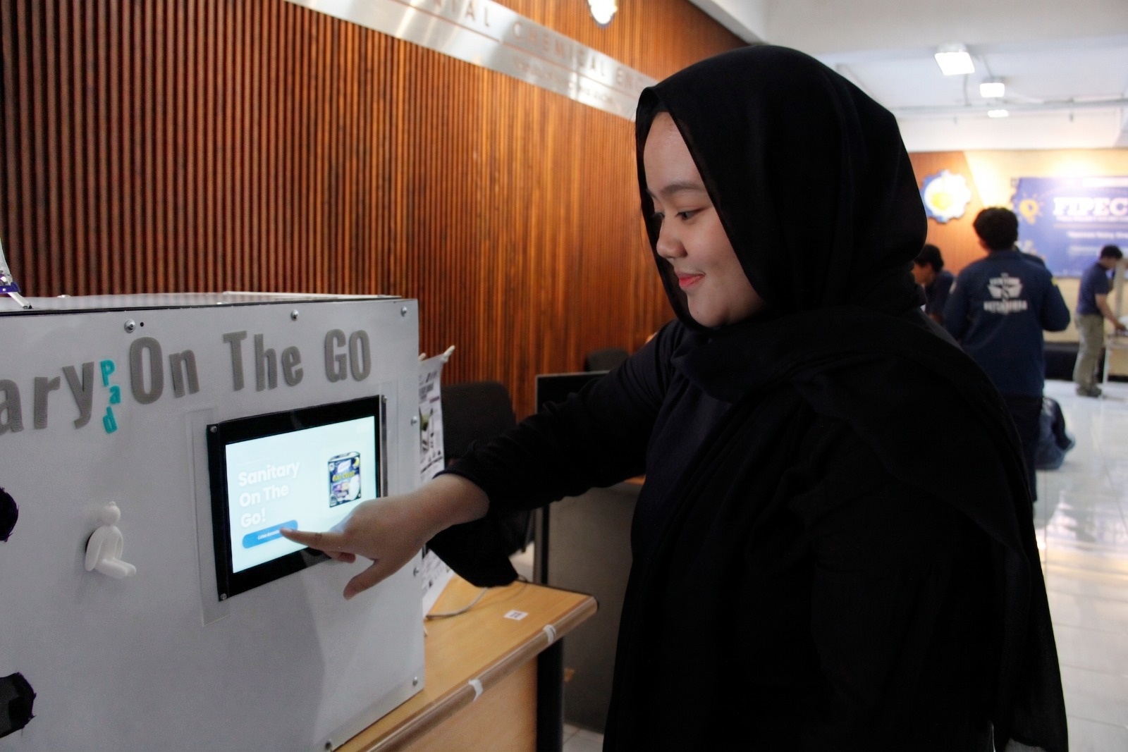 Mahasiswa ITS Rancang Sanitary On The Go untuk Akses Sani...
