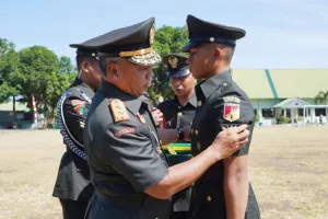 Pangdam Merdeka Tuntut Bintara Muda Disiplin dan Pertebal Loyalitas