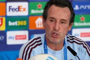 Pelatih Aston Villa Emery Menilai Timnya Melawan PSG Jadi Ujian Bagus