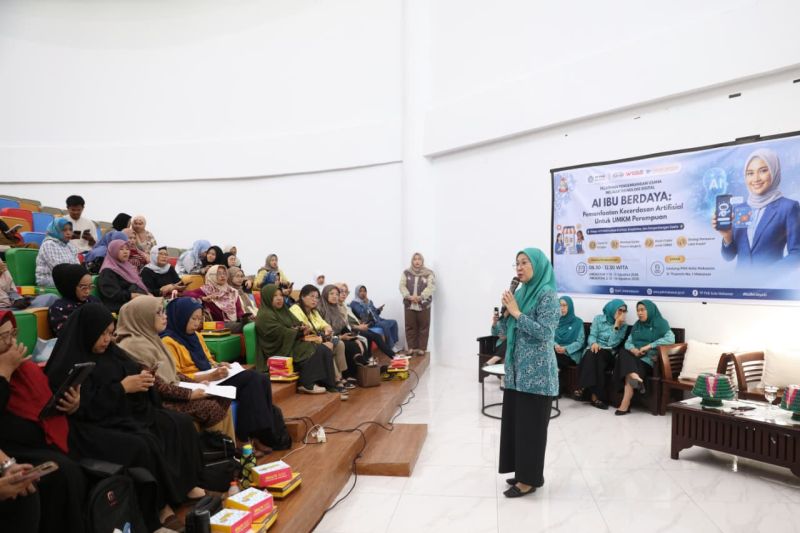 Tingkatkan Kreativitas, TP PKK Makassar Bekali Perempuan ...