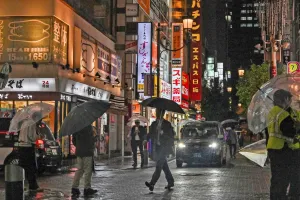 Tokyo Dikepung Ancaman Banjir Usai Topan Chan-hom Masuk Daratan