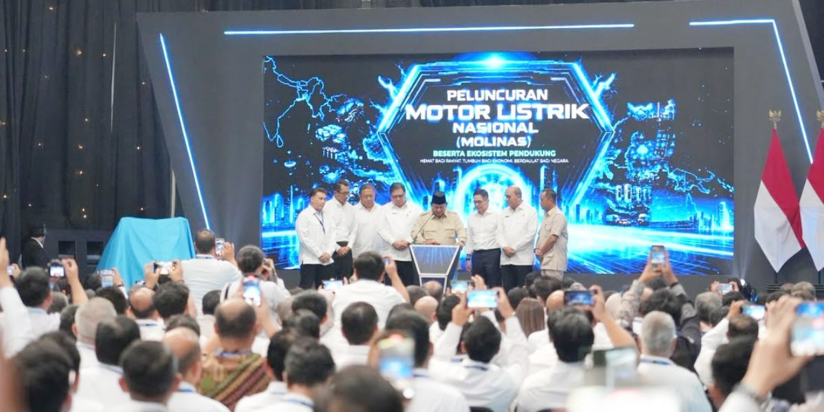 Angin Segar Dunia Otomotif, Presiden Janjikan Insentif Kr...
