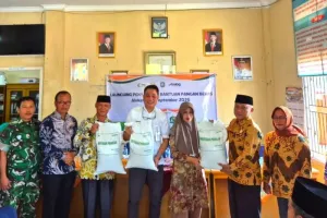 Bulog Bengkulu Salurkan 7.9...