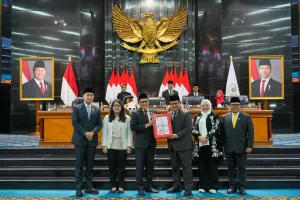 DPRD DKI Resmi Sahkan Dua Perda, Apa Dampaknya Bagi Warga Jakarta?