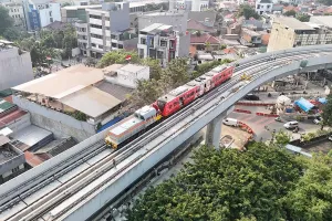 Jelang Peresmian LRT Velodrome-Manggarai, Jakpro dan DJKA Perkuat Koordinasi 