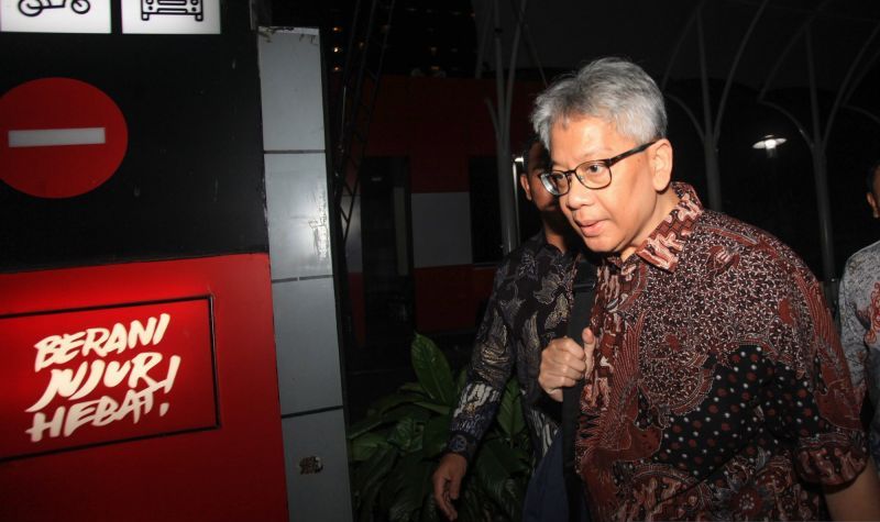 KPK Periksa Mantan Dirut Bank BJB Yuddy Renaldi sebagai T...