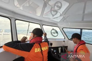 Pencarian Penumpang KM Bukit Siguntang yang Jatuh di Balikpapan