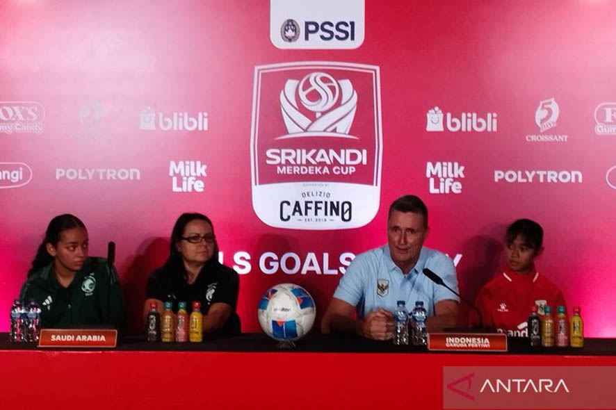Coach Timo Optimistis Timna...